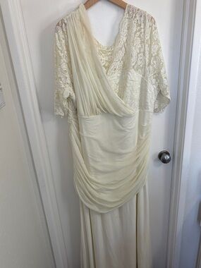 Plus Size Wedding Dress - used but like new